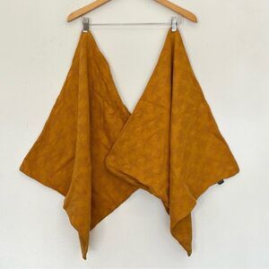 DOCOFIL Portugal Matelasse Cotton Quatrefoil Quilt Throw Pillow Shams Pair 22x22